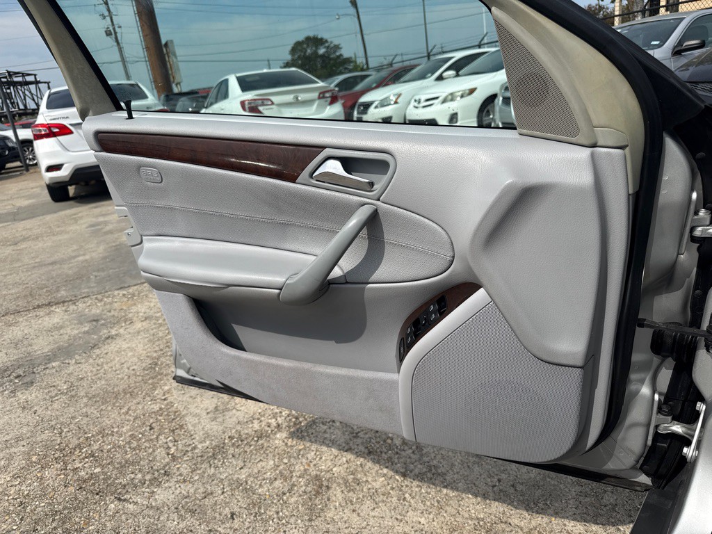 2002 Mercedes-Benz C-Class Image 20
