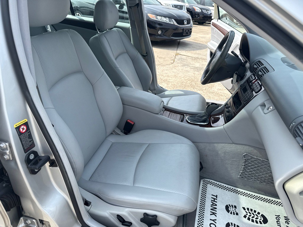 2002 Mercedes-Benz C-Class Image 27