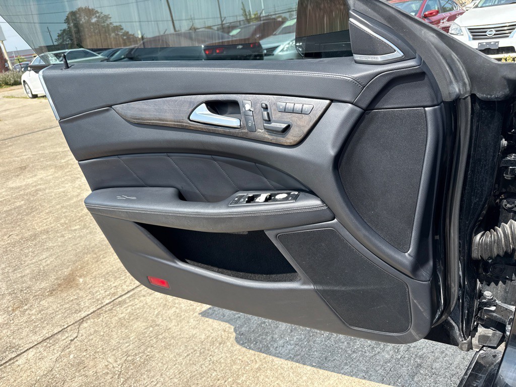 2012 Mercedes-Benz CLS-Class Image 19