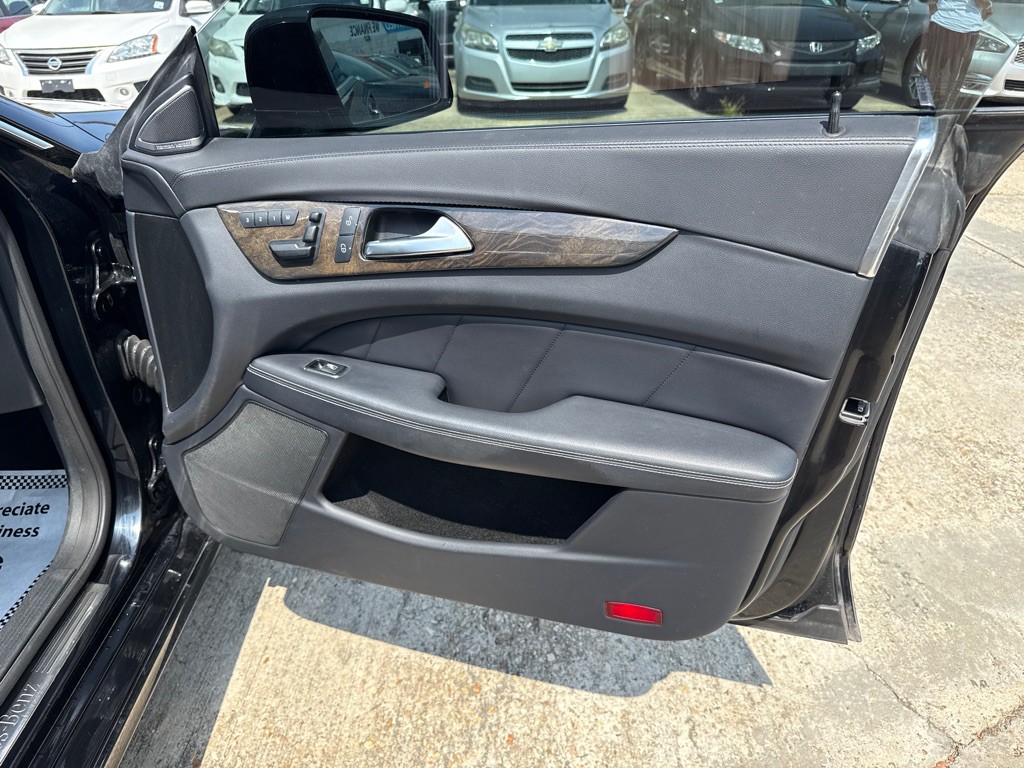 2012 Mercedes-Benz CLS-Class Image 28