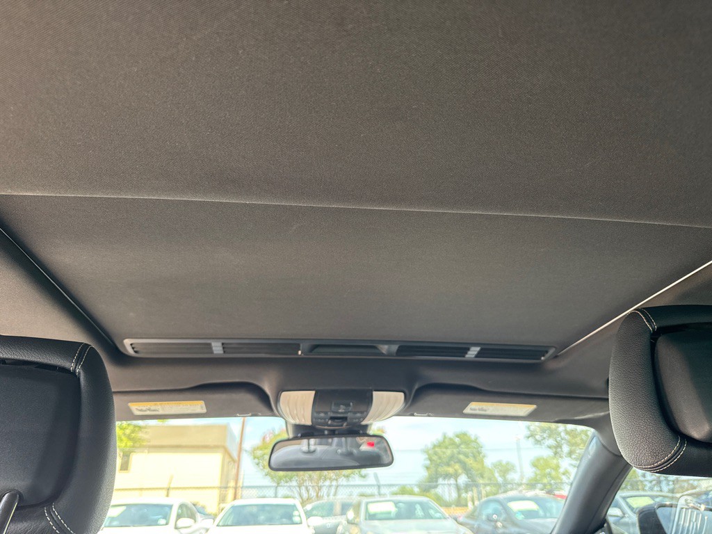 2012 Mercedes-Benz CLS-Class Image 15