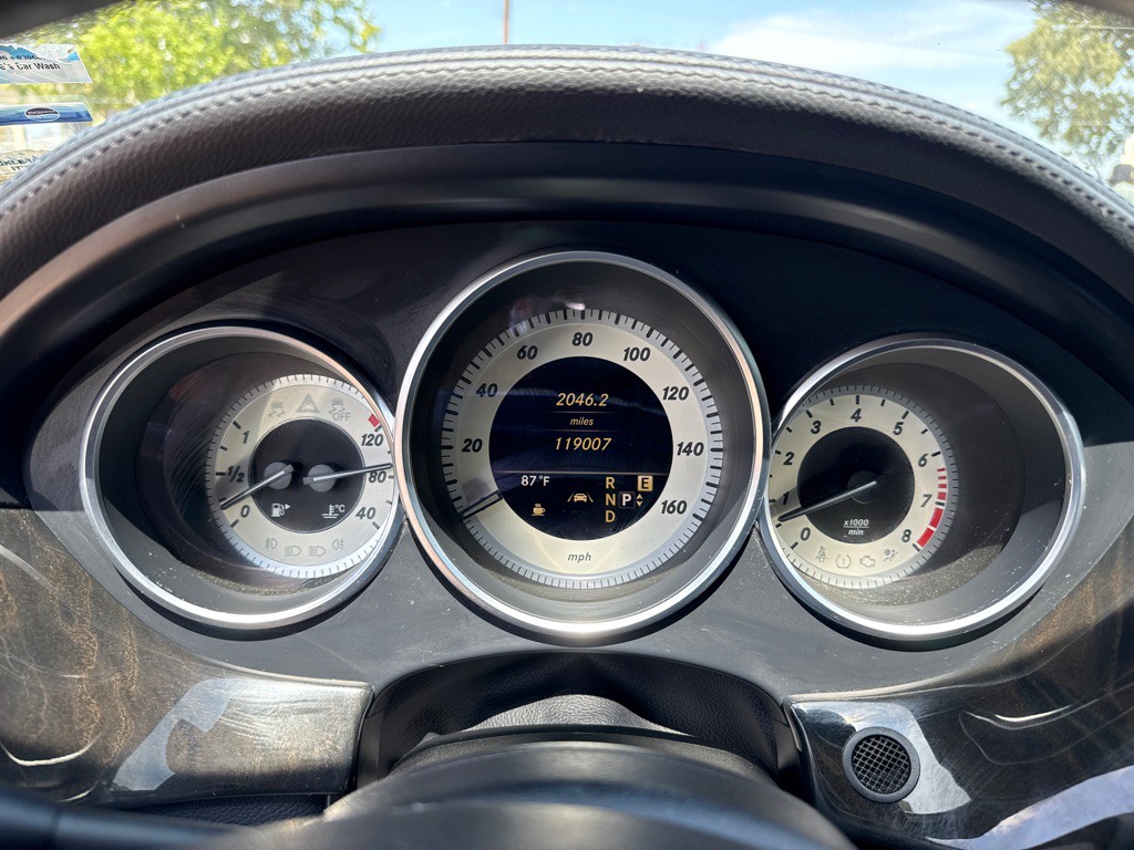 2012 Mercedes-Benz CLS-Class Image 19