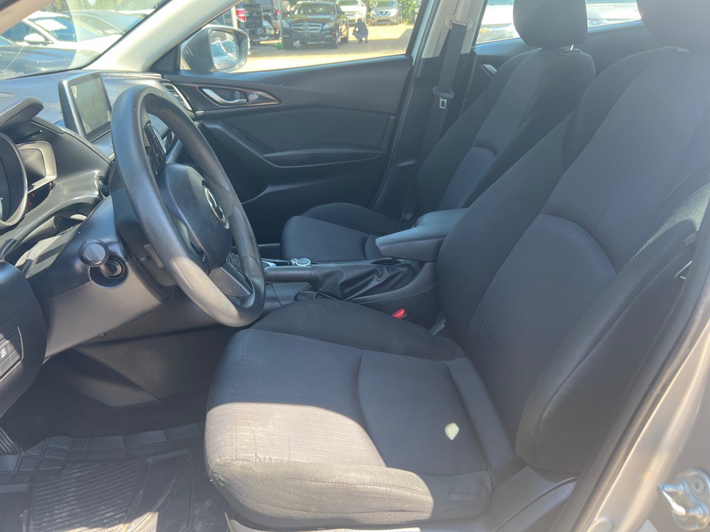 2015 Mazda Mazda3 Image 14
