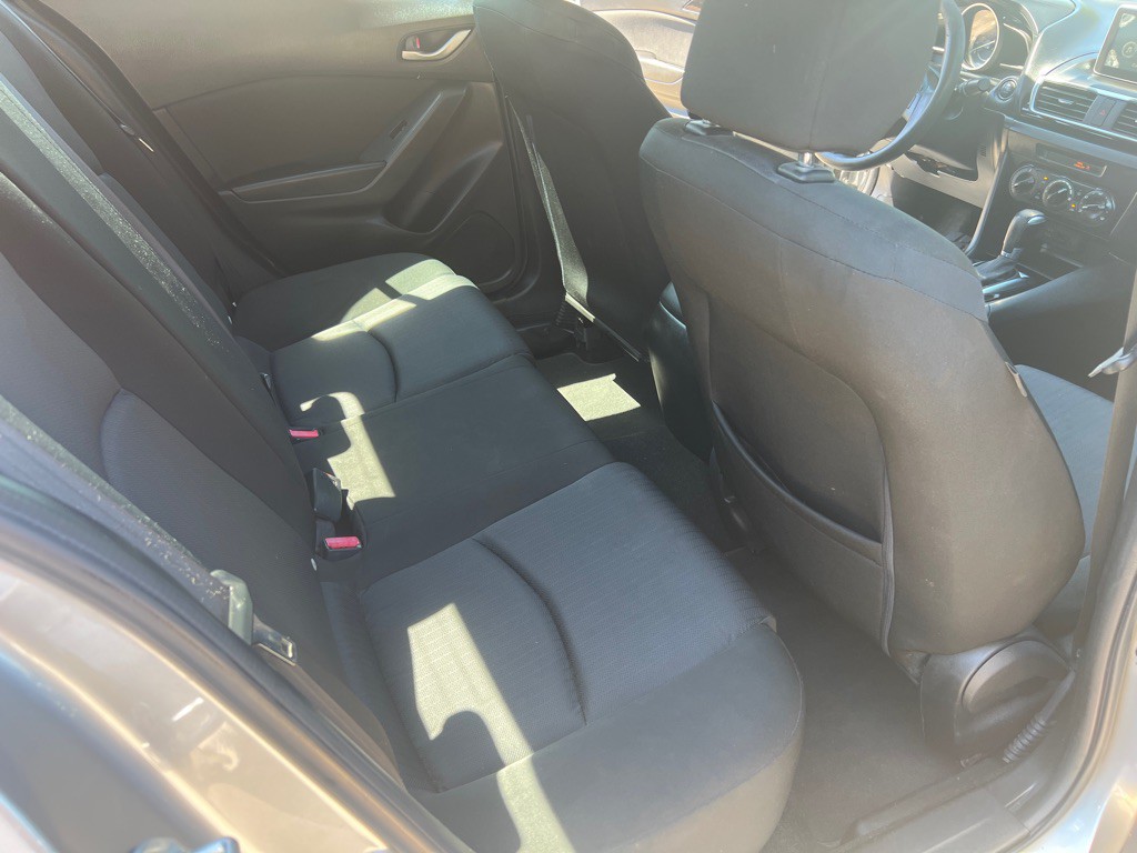 2015 Mazda Mazda3 Image 25