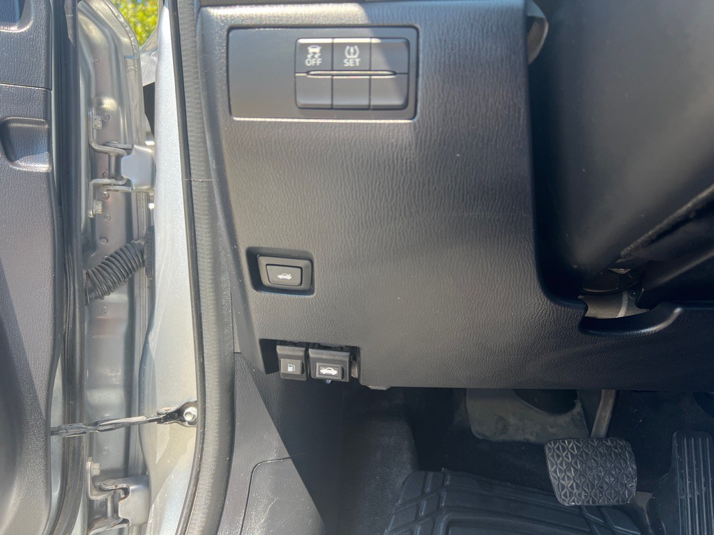 2015 Mazda Mazda3 Image 18