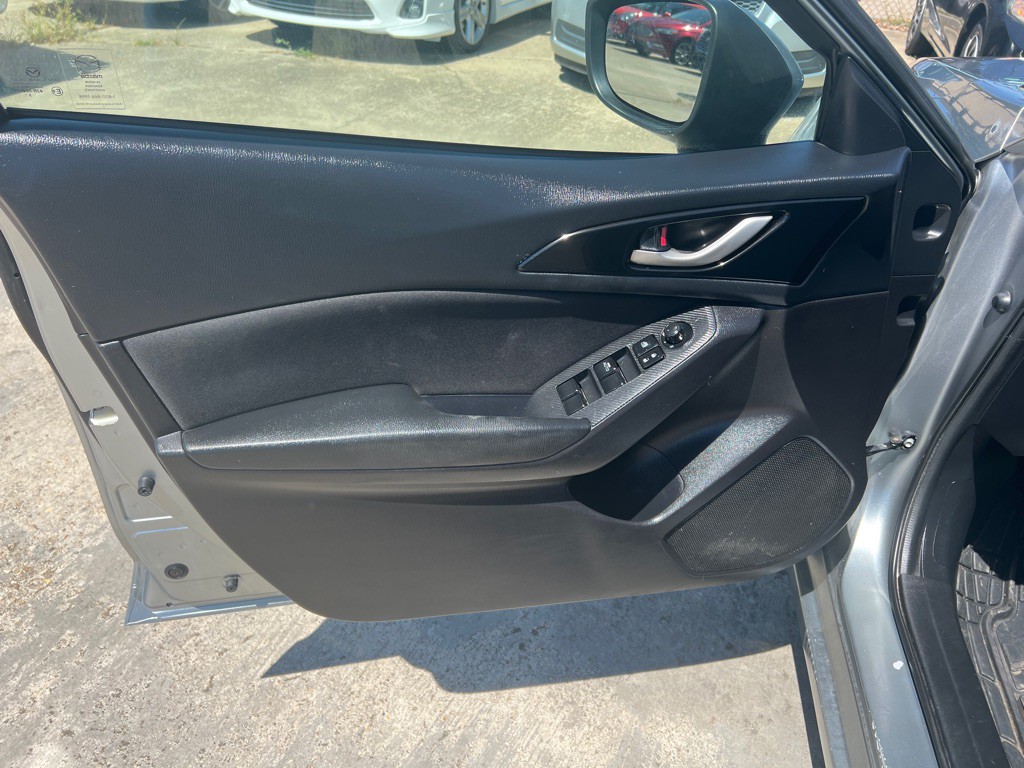 2015 Mazda Mazda3 Image 19