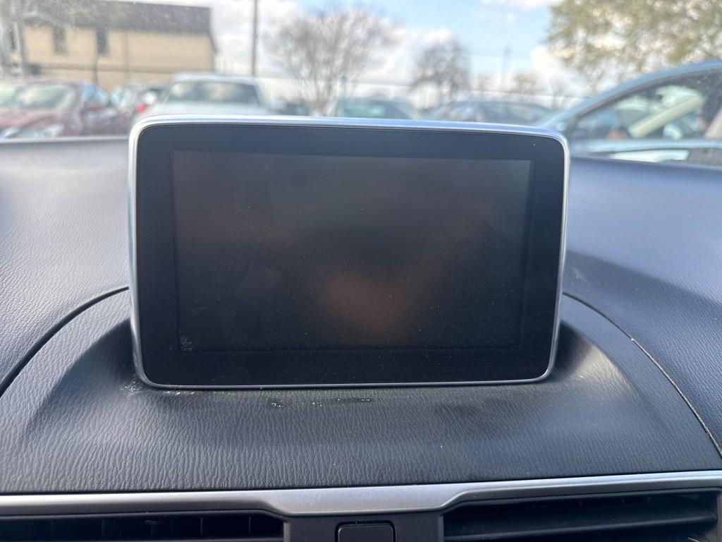 2015 Mazda Mazda3 Image 39