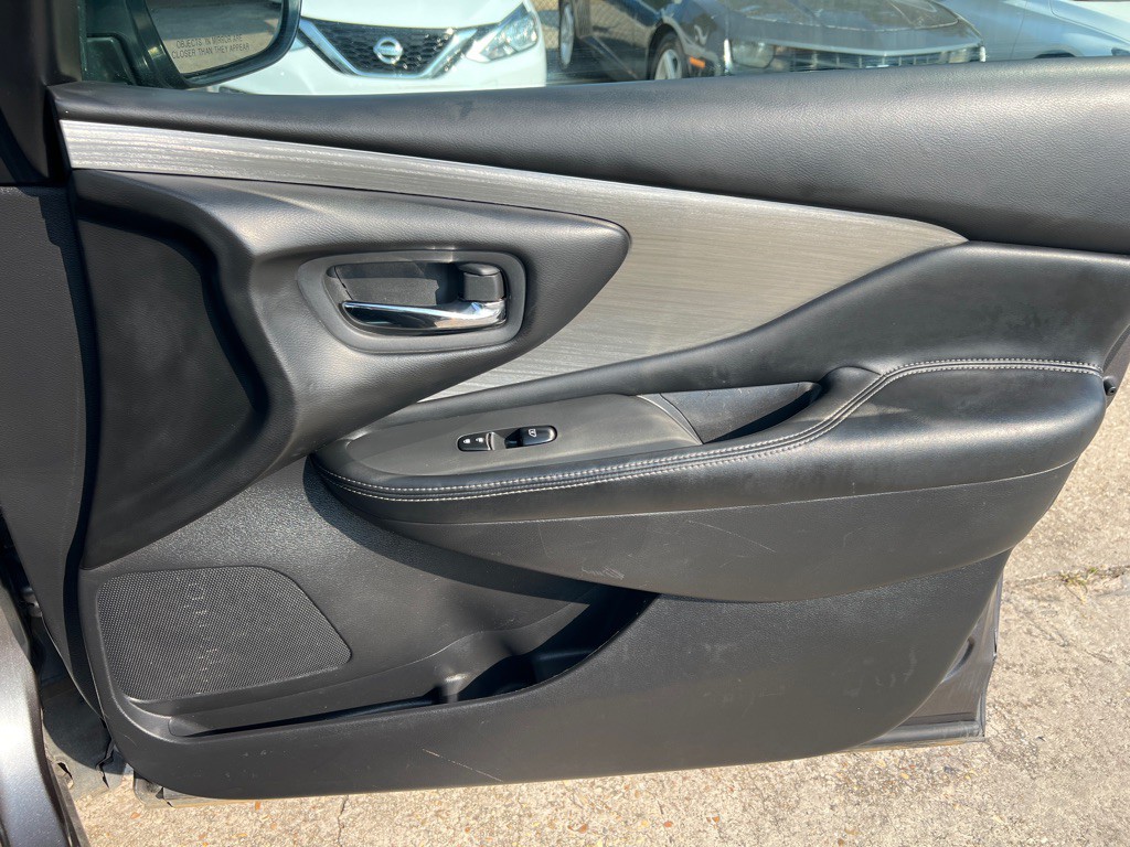 2017 Nissan Murano Image 30