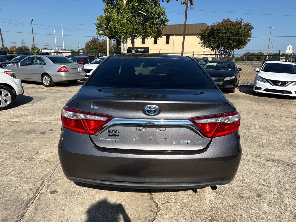2015 Toyota Camry Image 4