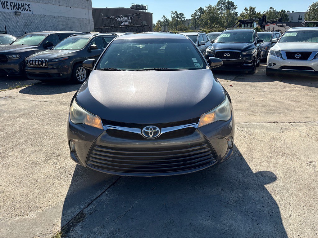 2015 Toyota Camry Image 8
