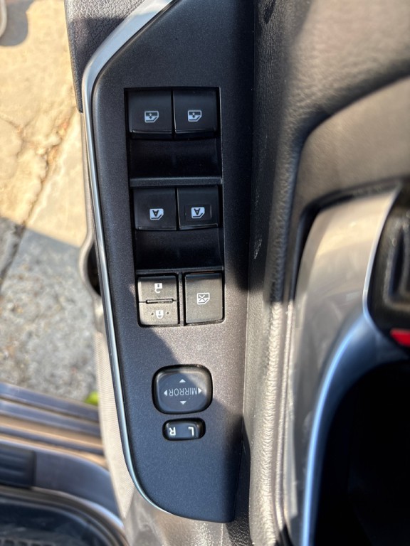 2015 Toyota Camry Image 14