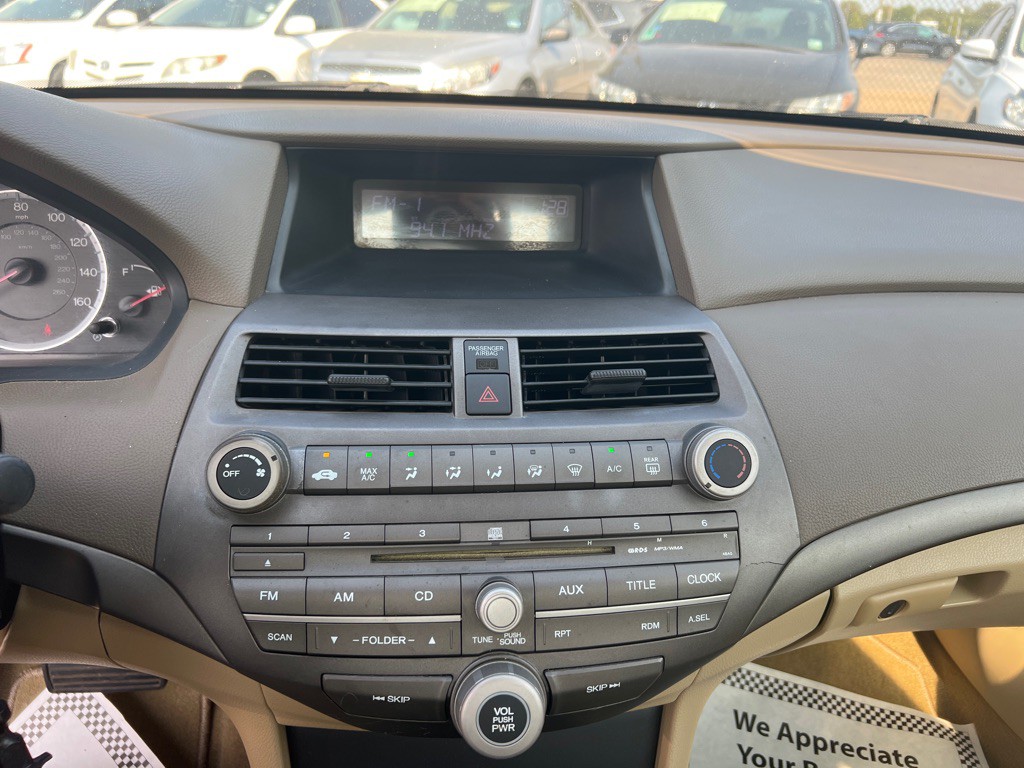 2008 Honda Accord Image 16