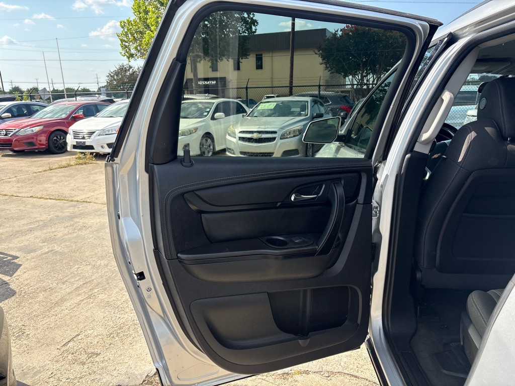 2016 Chevrolet Traverse Image 19