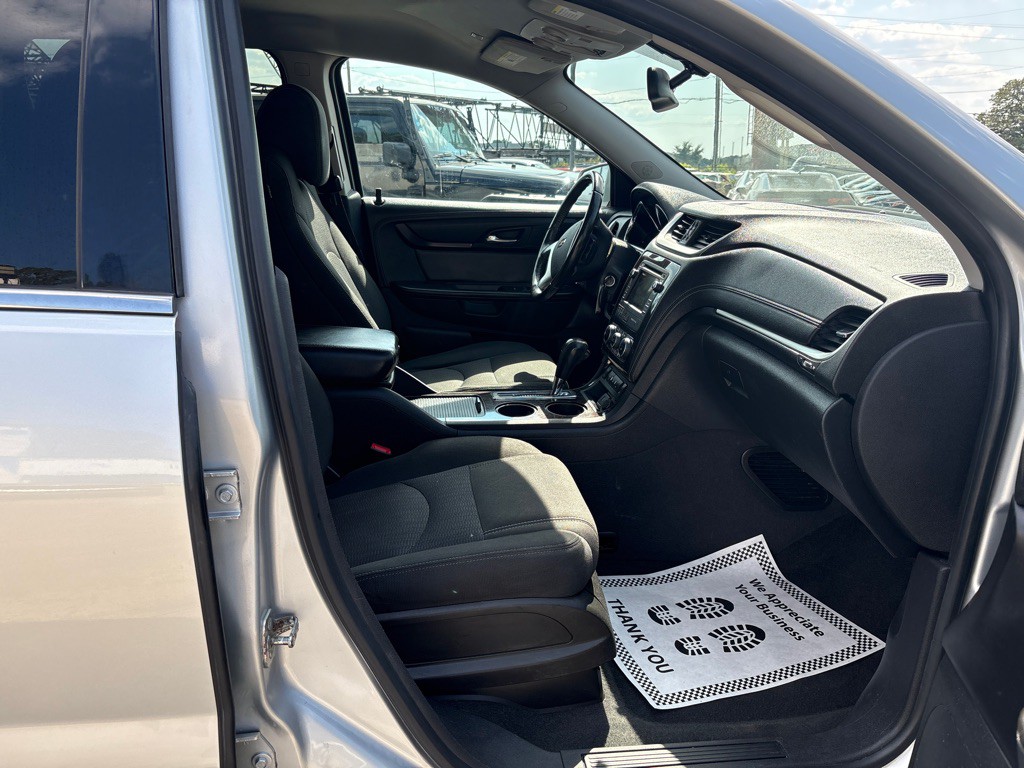 2016 Chevrolet Traverse Image 25