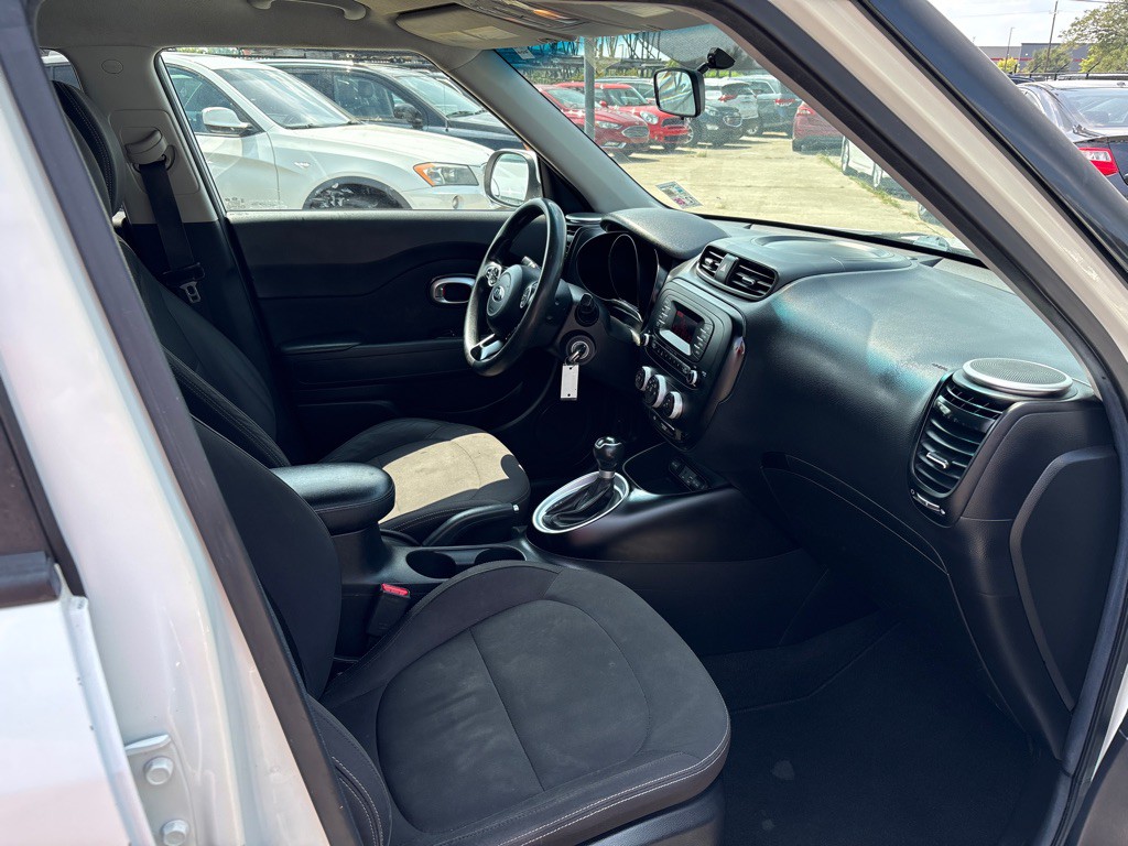 2016 Kia Soul Image 24