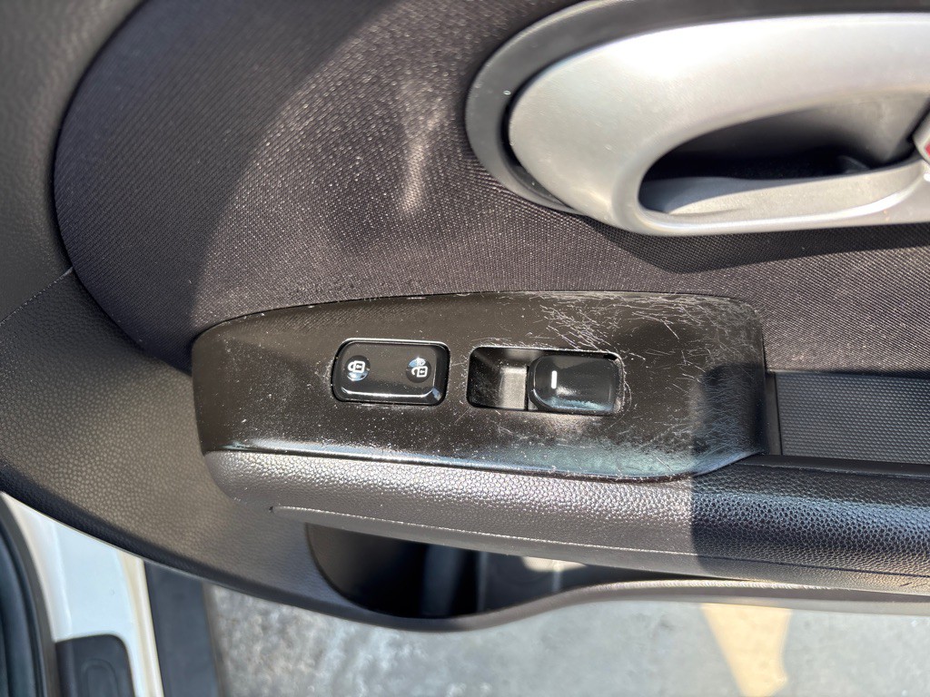 2016 Kia Soul Image 27