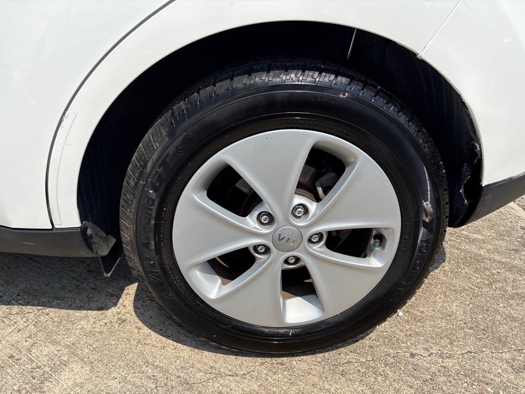 2016 Kia Soul Image 32