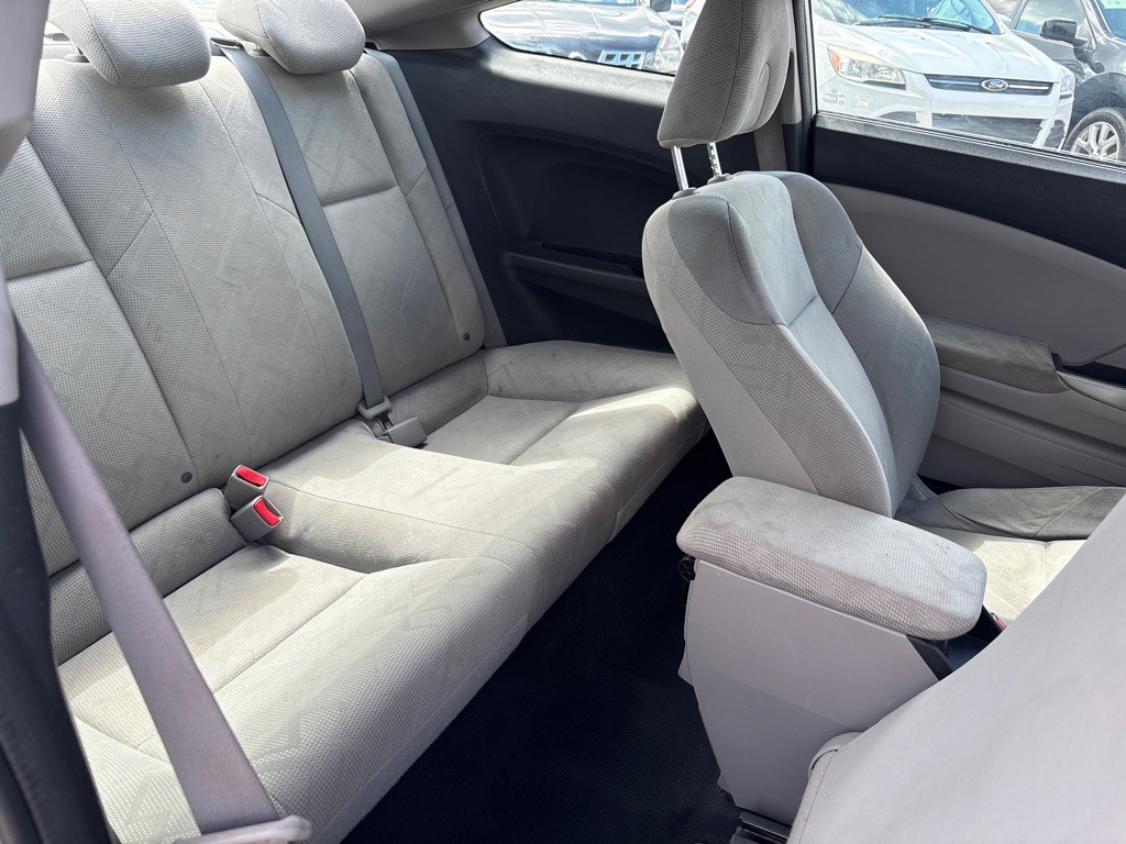 2012 Honda Civic Image 18