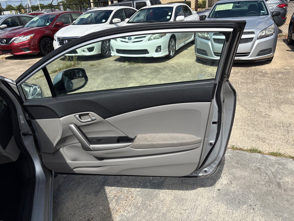 2012 Honda Civic Image 20