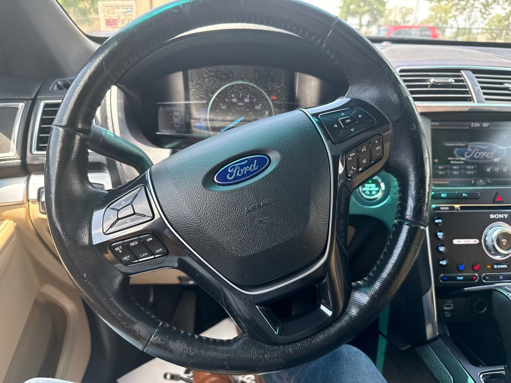 2016 Ford Explorer Image 17