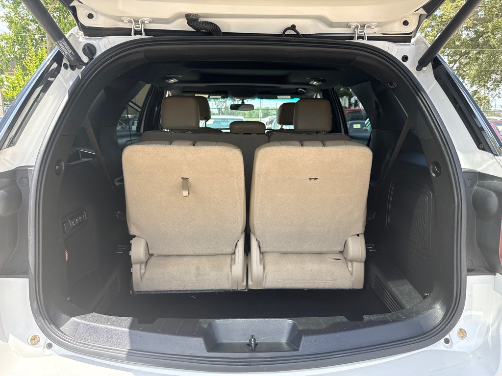 2016 Ford Explorer Image 25