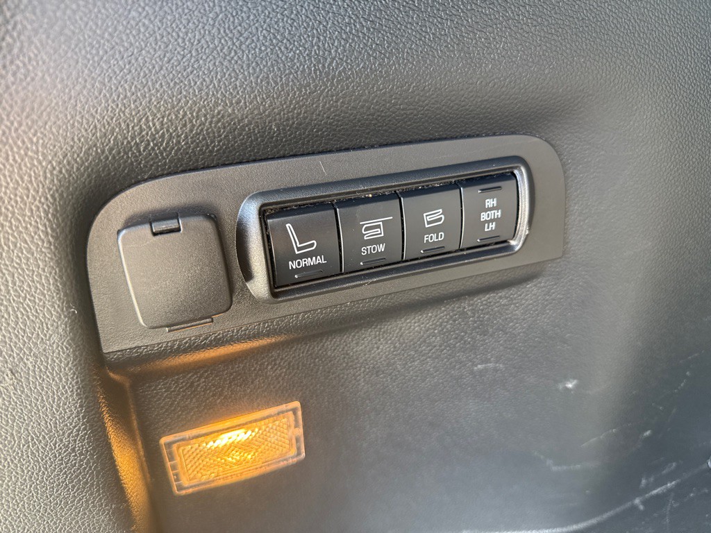 2016 Ford Explorer Image 26