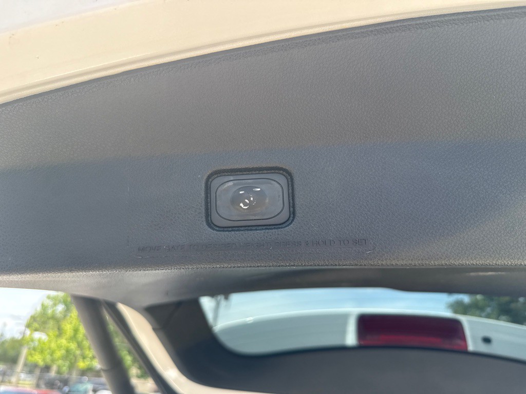 2016 Ford Explorer Image 28