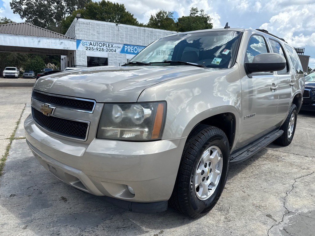 2007 Chevrolet Tahoe Image 2