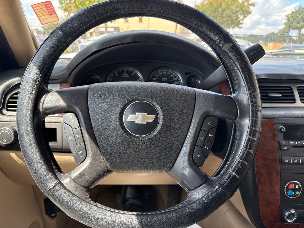 2007 Chevrolet Tahoe Image 17