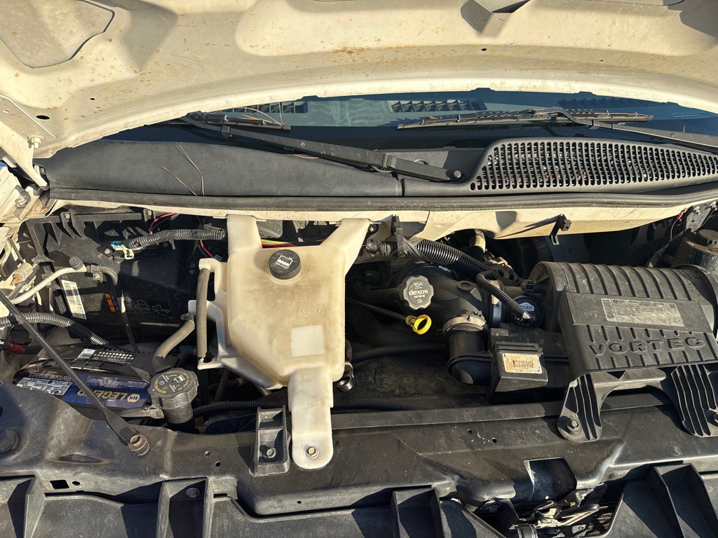 2014 Chevrolet Express Image 22