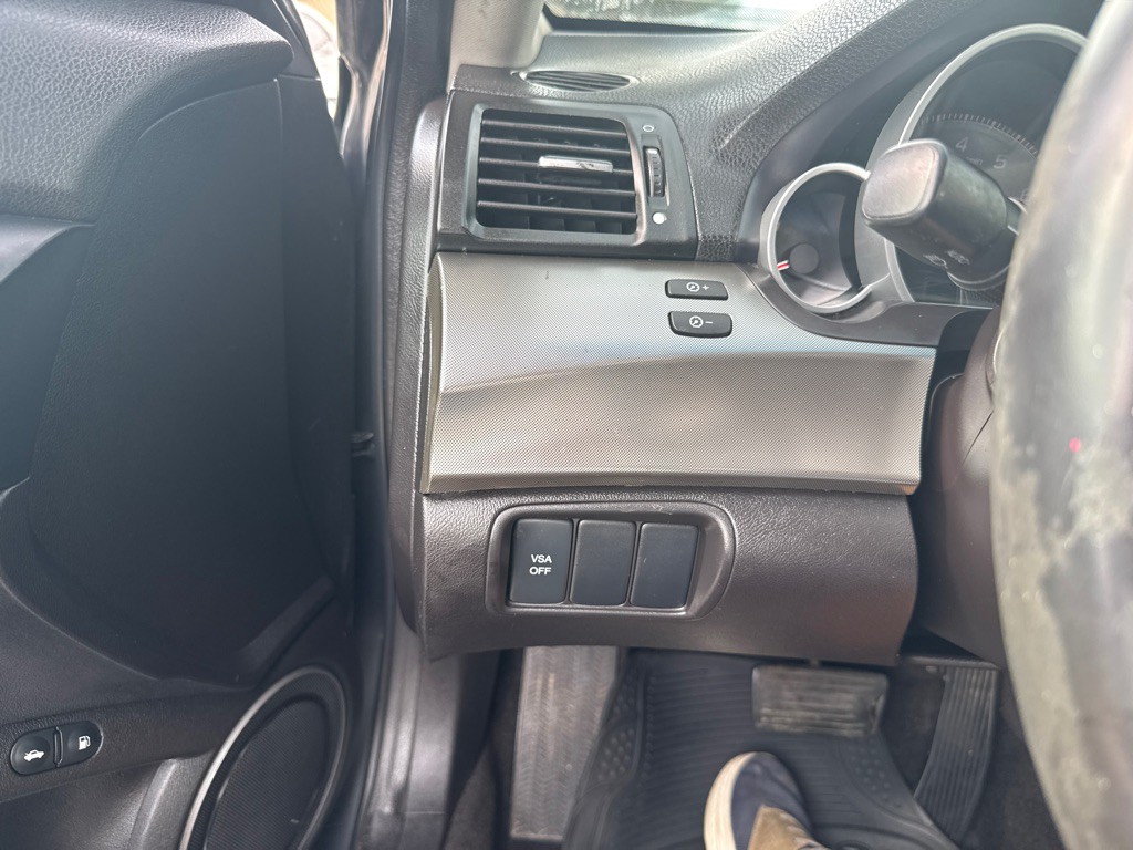 2009 Acura TL Image 18