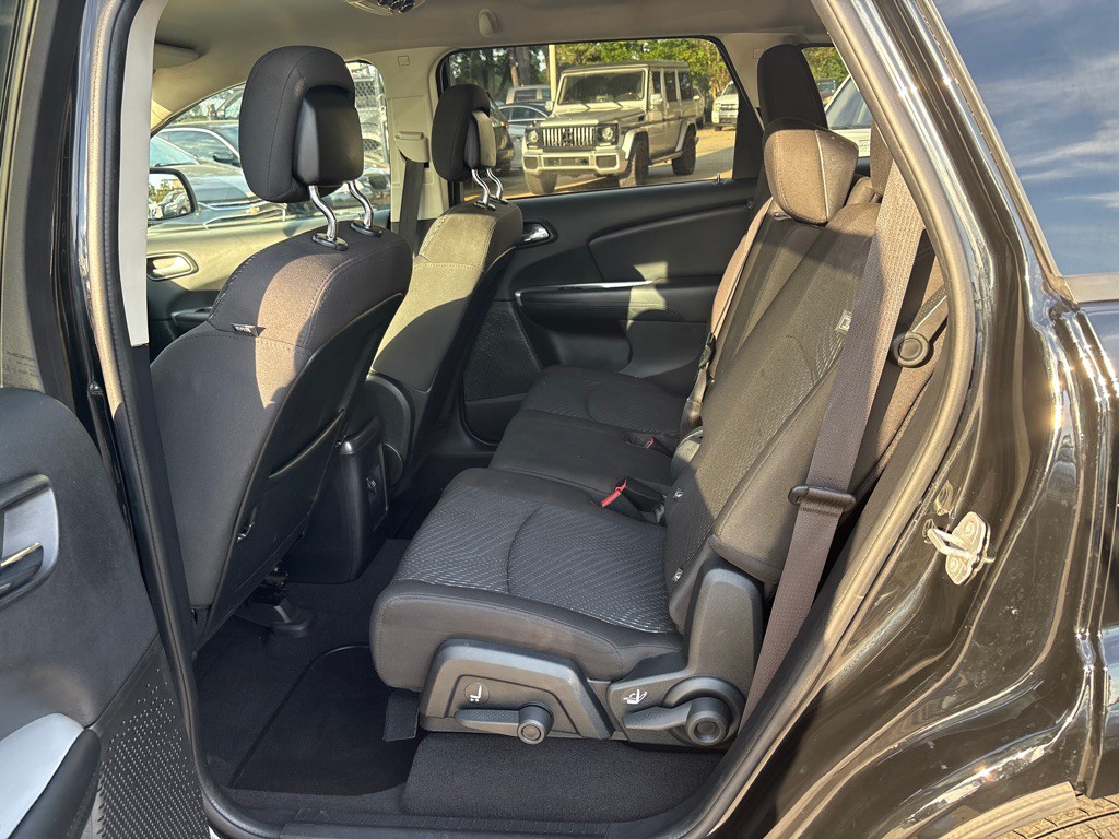 2017 Dodge Journey Image 16