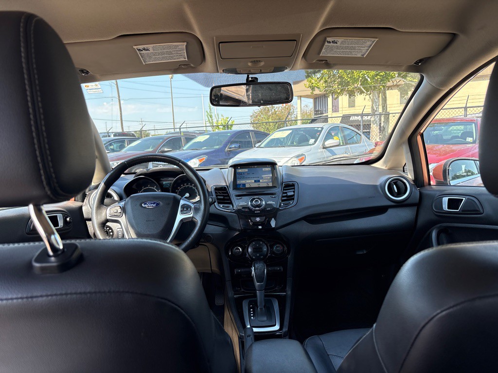 2017 Ford Fiesta Image 17