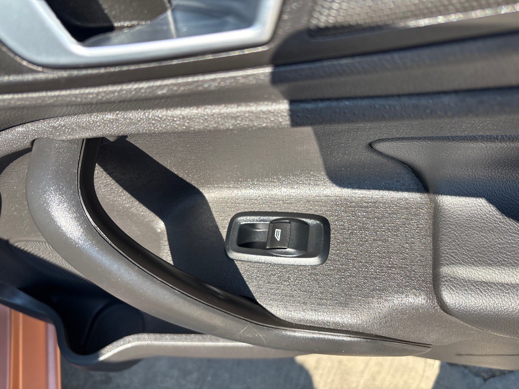 2017 Ford Fiesta Image 25