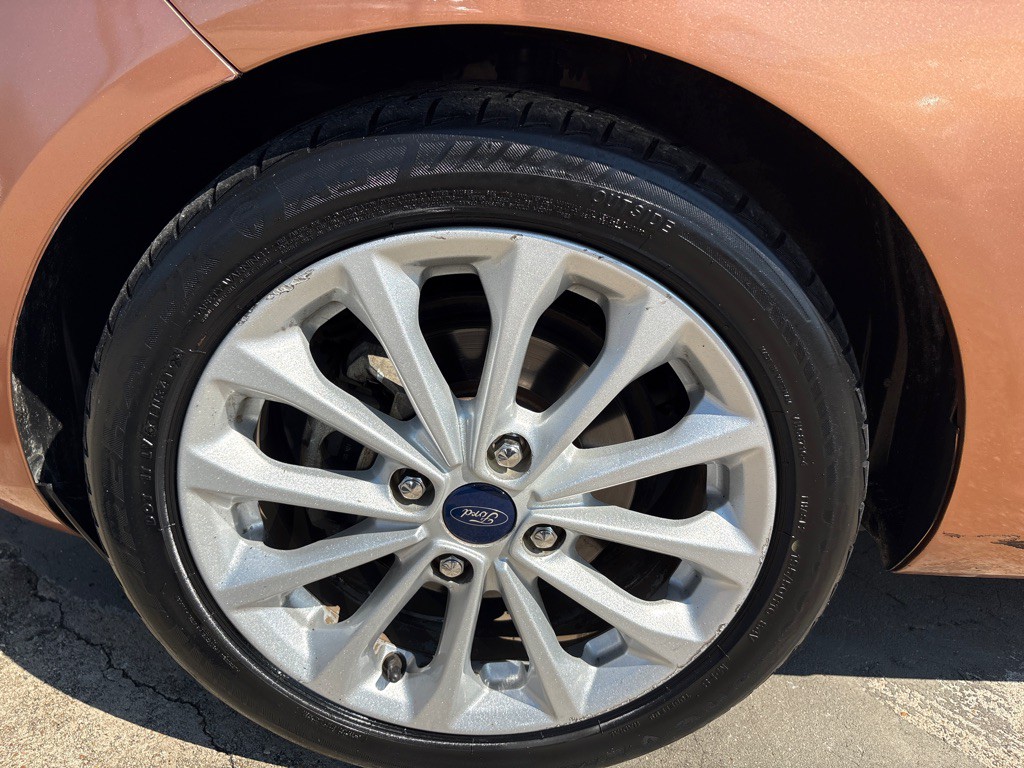 2017 Ford Fiesta Image 32