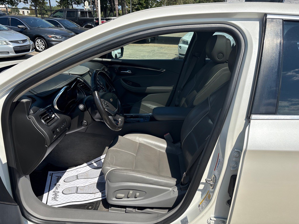 2014 Chevrolet Impala Image 10
