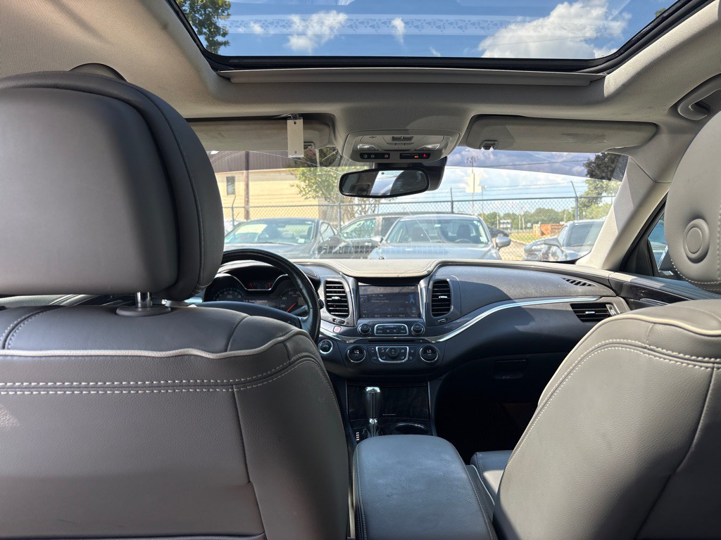 2014 Chevrolet Impala Image 17