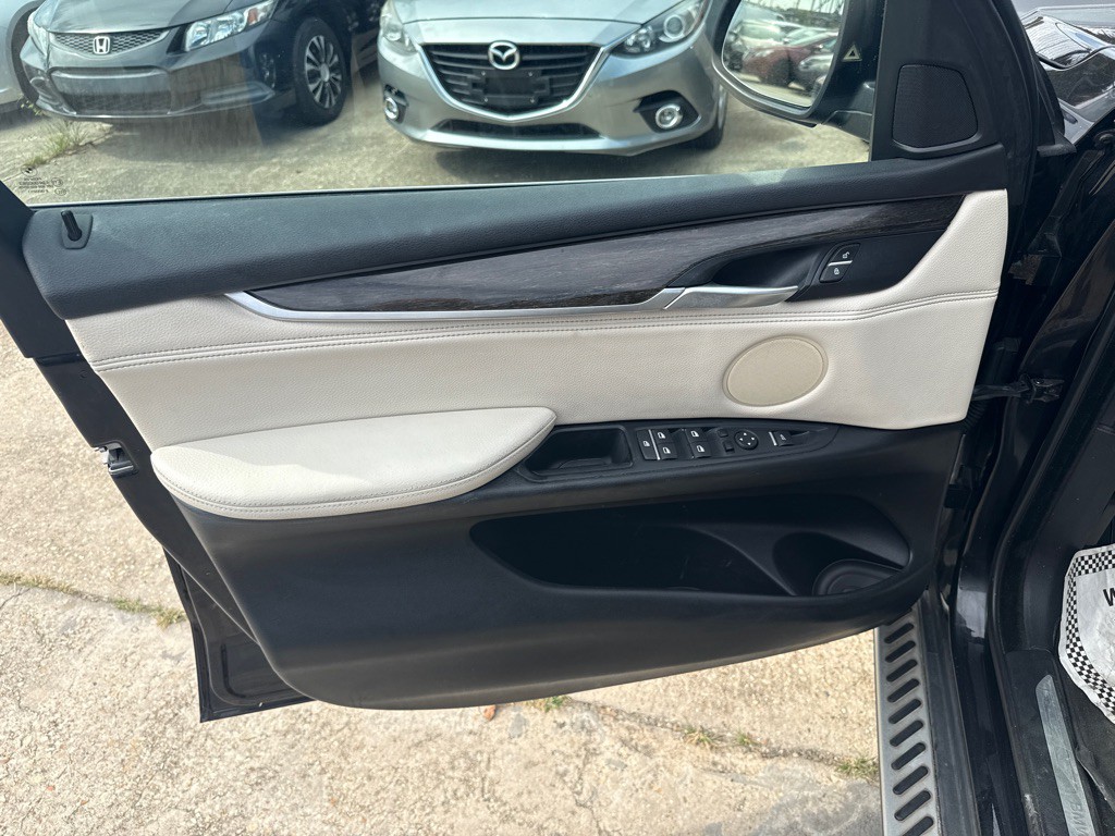 2015 BMW X5 Image 22