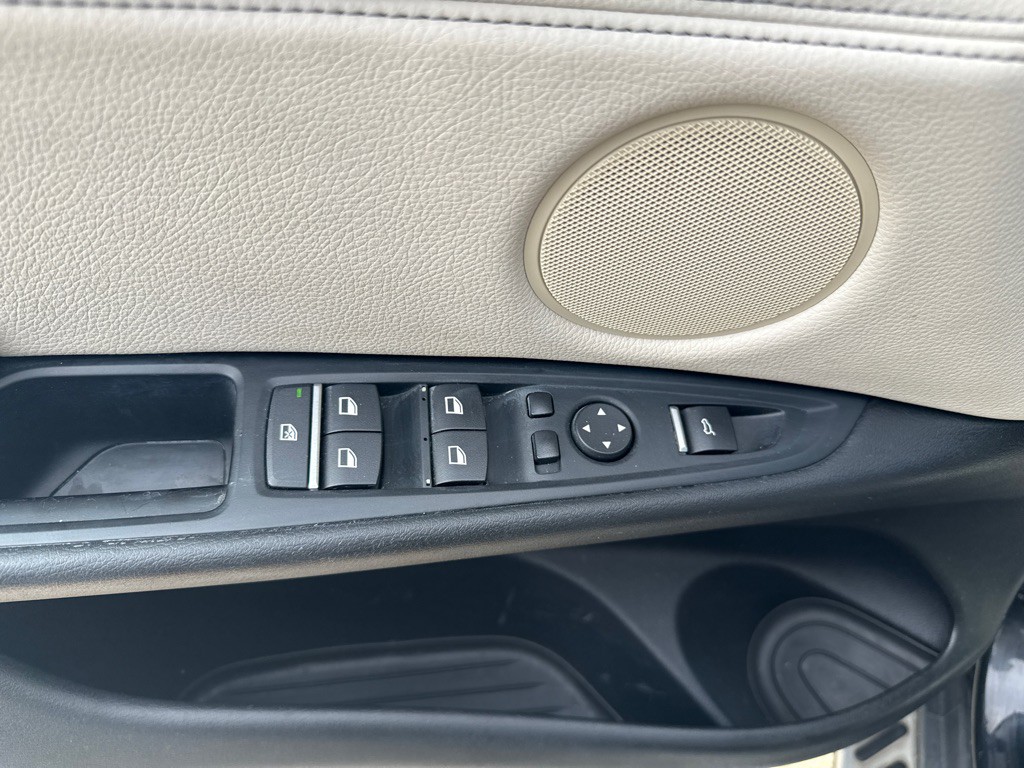 2015 BMW X5 Image 23