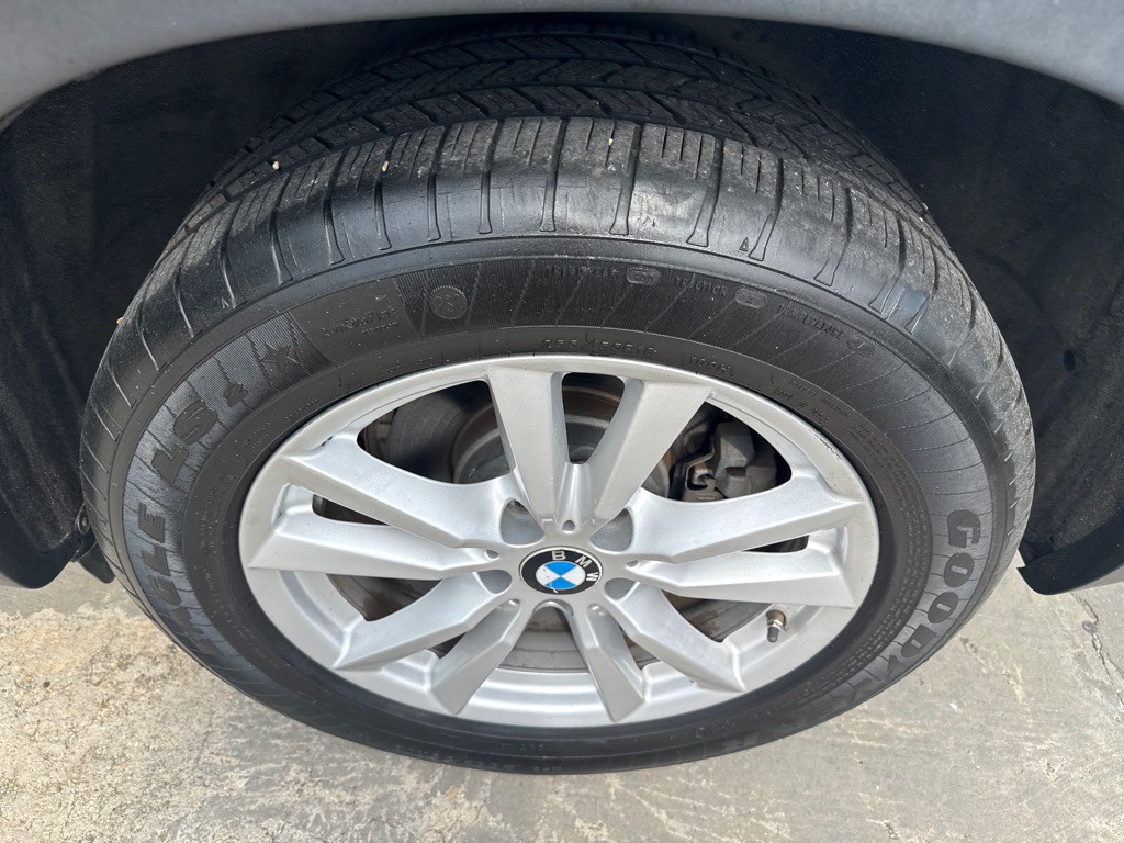 2015 BMW X5 Image 36