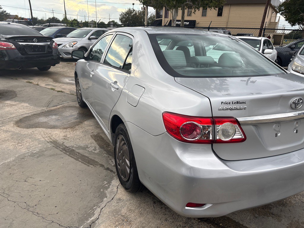 2012 Toyota Corolla Image 3