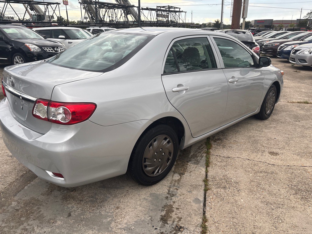2012 Toyota Corolla Image 5