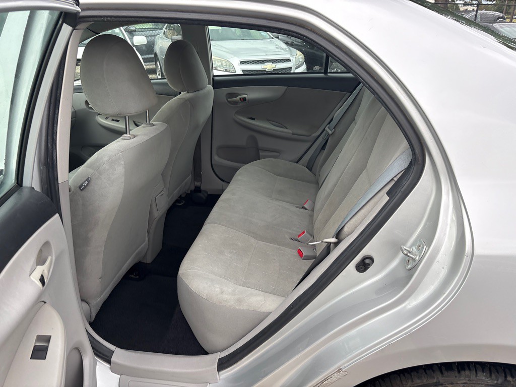 2012 Toyota Corolla Image 15