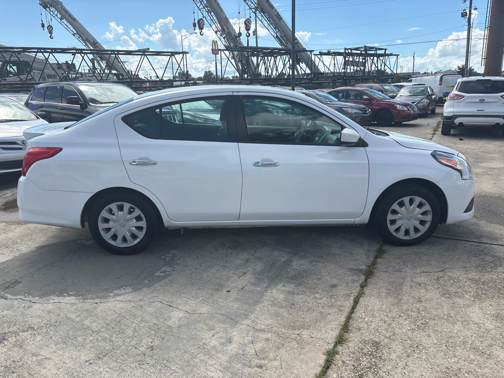 2019 Nissan Versa Image 6