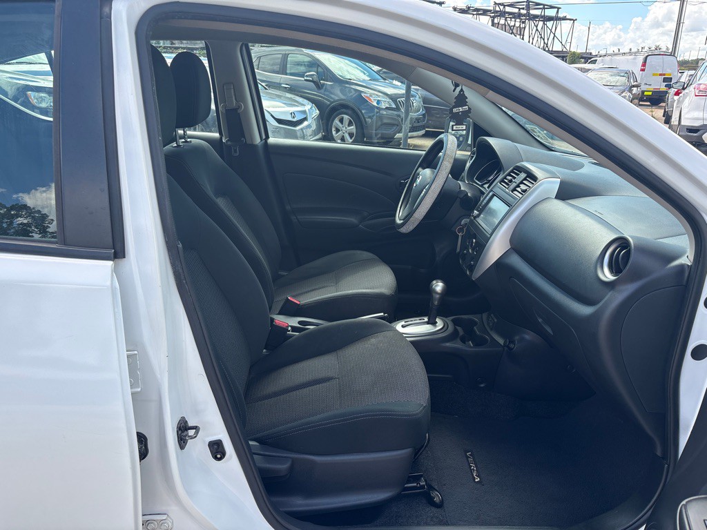 2019 Nissan Versa Image 24