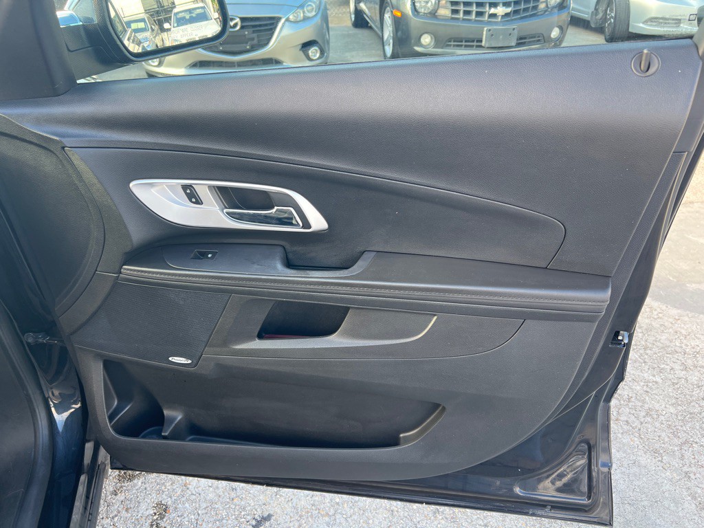 2016 Chevrolet Equinox Image 32