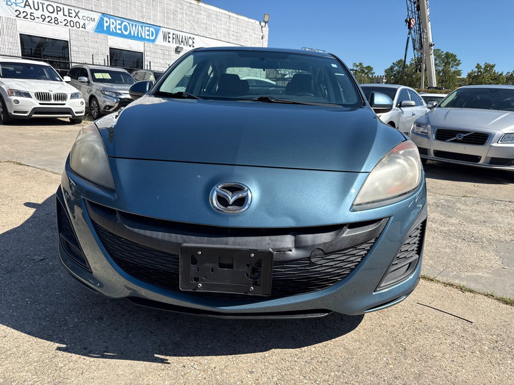 2010 Mazda Mazda3 Image 2