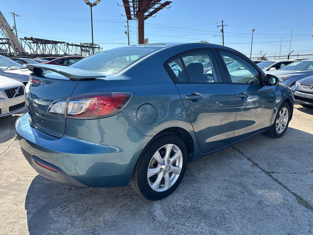 2010 Mazda Mazda3 Image 5