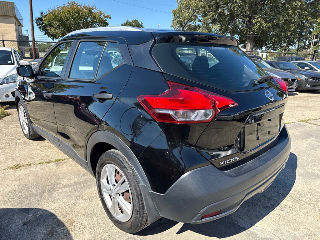 2018 Nissan Kicks Image 8