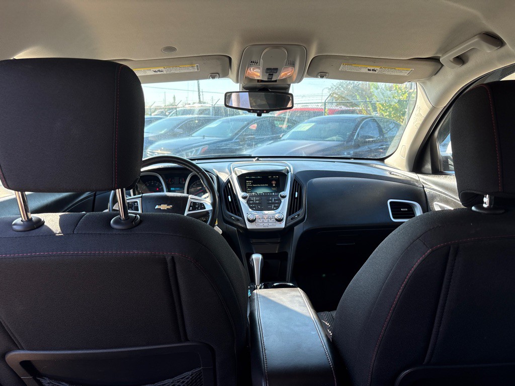 2015 Chevrolet Equinox Image 17